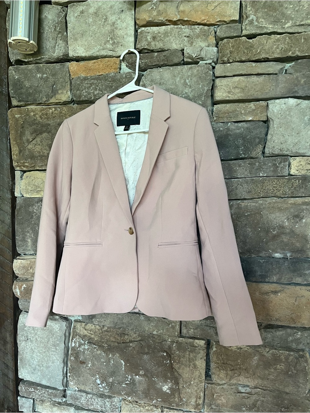 Banana Republic Women’s Blush Pink One Button Blazer Size 6P Petite
